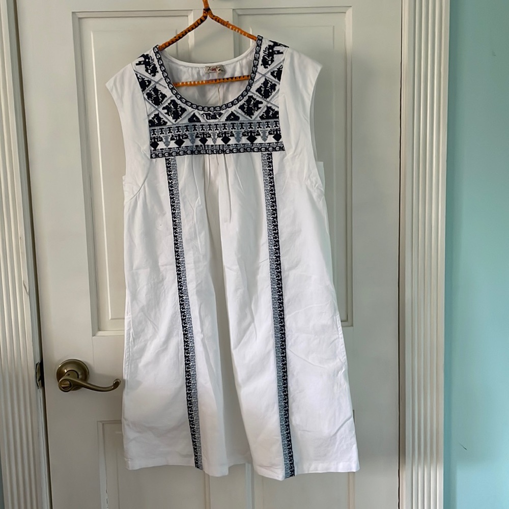 Faherty embroidered dress “queenie” nwt M
